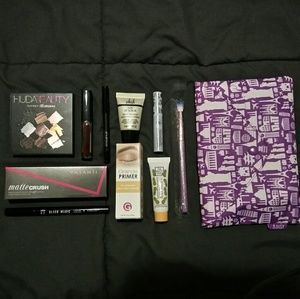 10pc Full/Sample Size Makeup Bundle - Huda Beauty